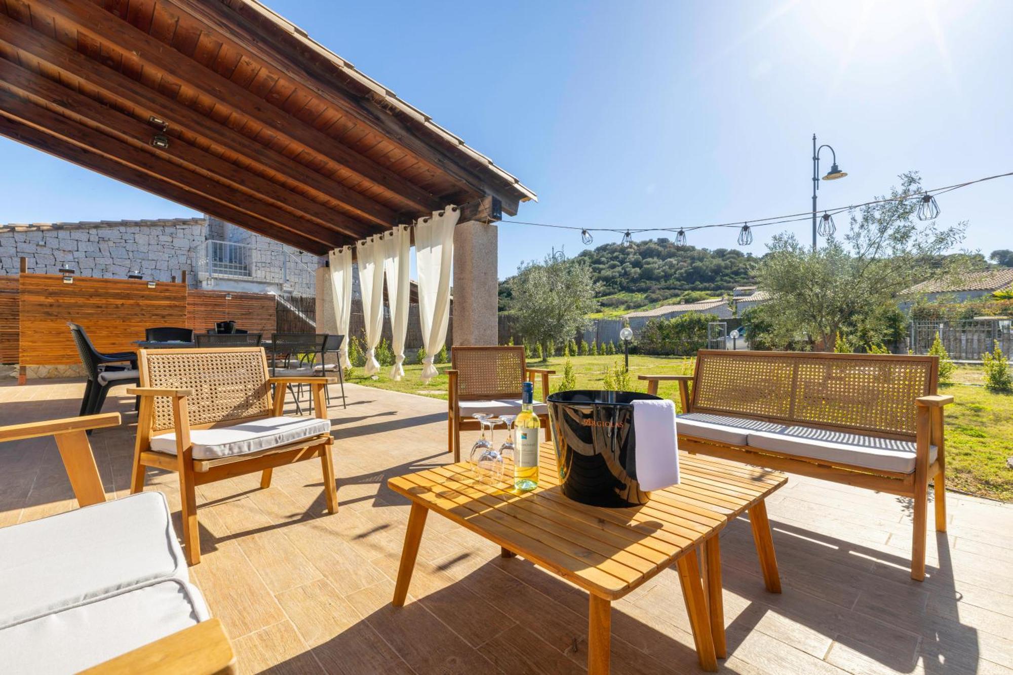 Villa Del Moro, Free Wifi, 300Mt From Sinzias' Beach Costa Rei Luaran gambar
