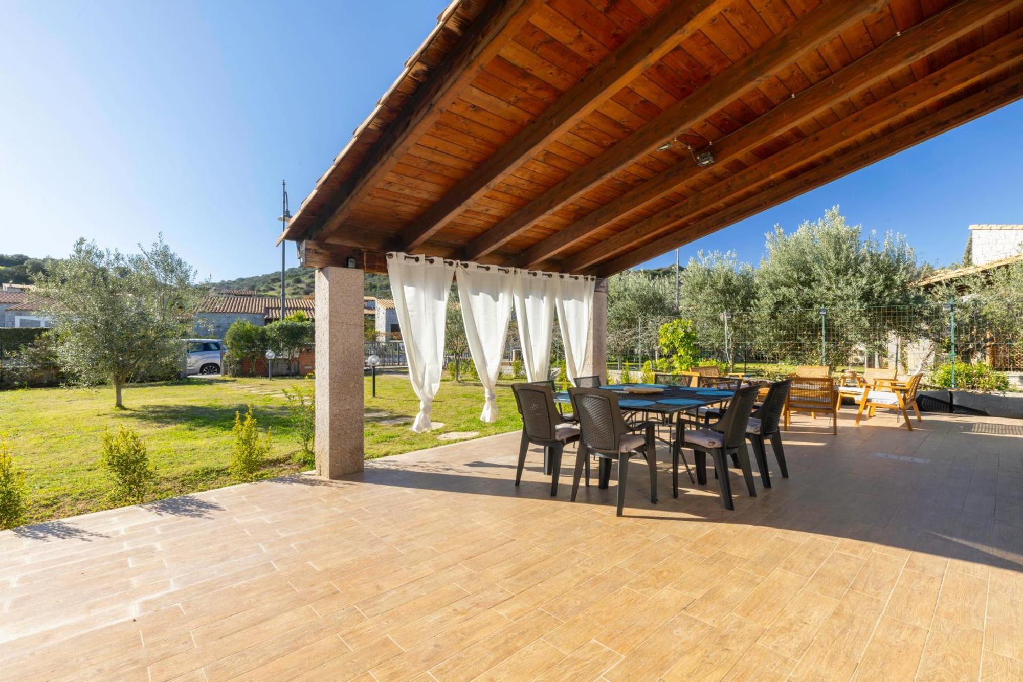 Villa Del Moro, Free Wifi, 300Mt From Sinzias' Beach Costa Rei Luaran gambar